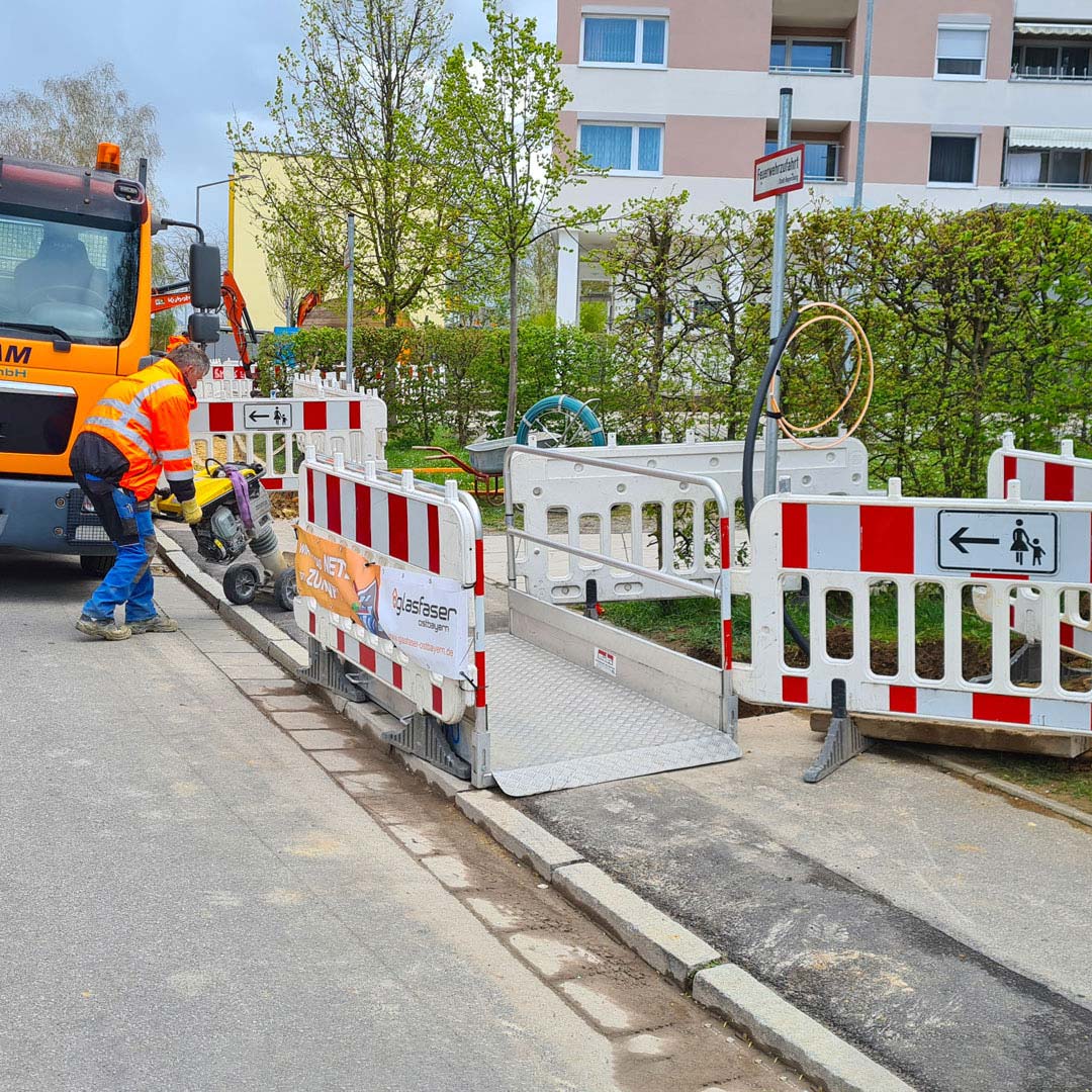 Bauarbeiten an der Straße.